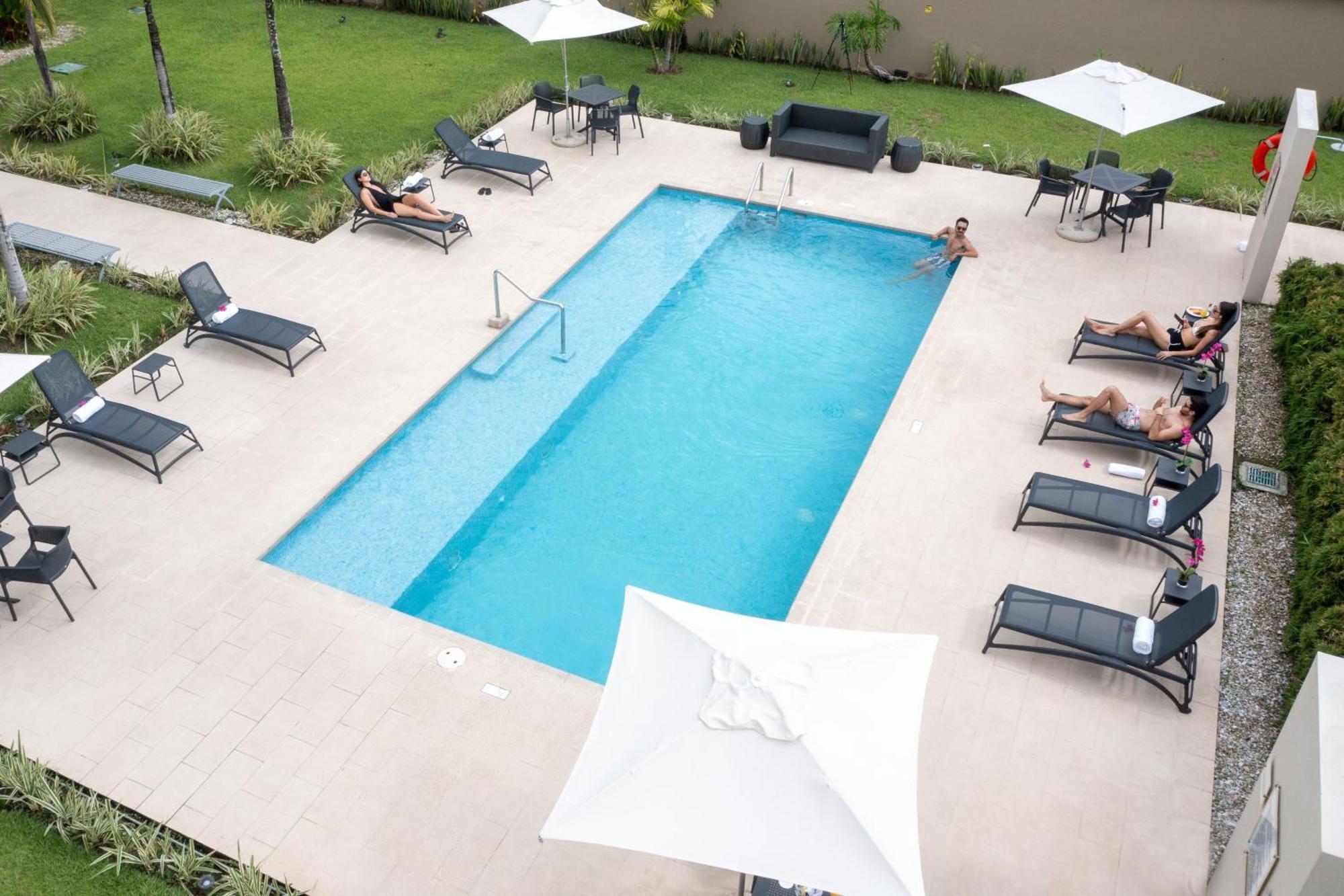 Courtyard By Marriott Panama Metromall Tocumen Eksteriør billede