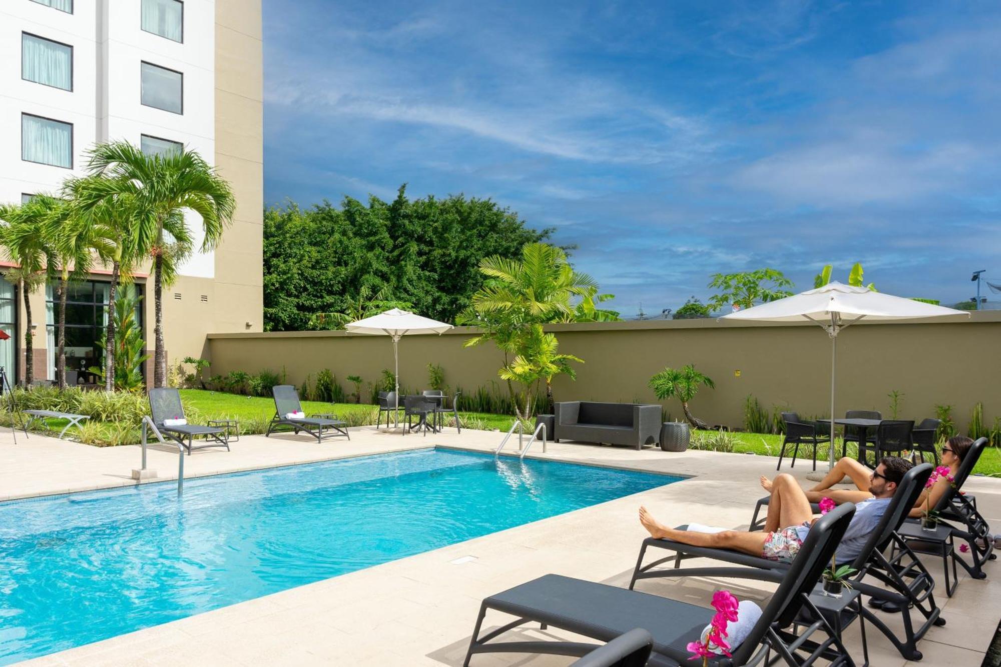 Courtyard By Marriott Panama Metromall Tocumen Eksteriør billede