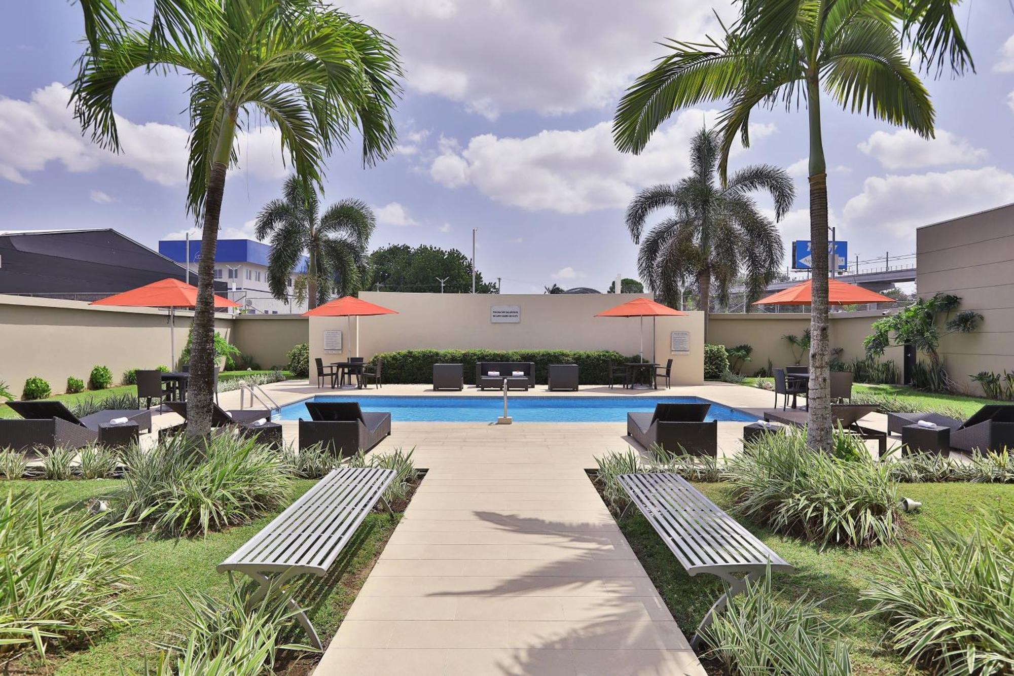 Courtyard By Marriott Panama Metromall Tocumen Eksteriør billede